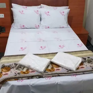 https://gold-star-hotel.topsaopaulohotels.com
